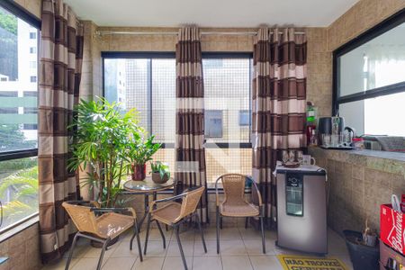 Apartamento à venda com 112m², 3 quartos e 2 vagasVaranda 