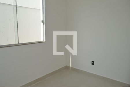 Quarto de apartamento à venda com 2 quartos, 80m² em Alvorada, Contagem