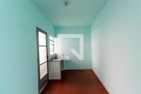 Sala/Cozinha de casa para alugar com 1 quarto, 40m² em Vila Marieta, São Paulo