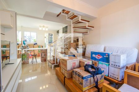 Sala de casa de condomínio para alugar com 3 quartos, 97m² em Cavalhada, Porto Alegre