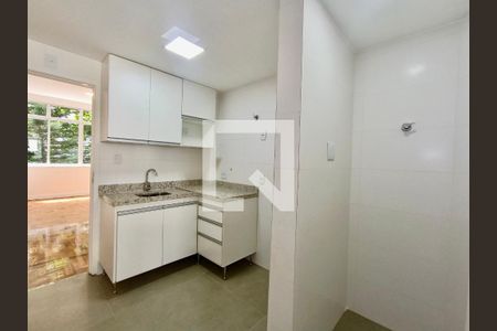 Apartamento para alugar com 65m², 2 quartos e 1 vaga Apartamento para alugar com 65m², 2 quartos e 1 vagaCopa / Cozinha