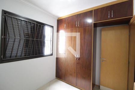 Quarto 1 de apartamento para alugar com 3 quartos, 80m² em Saraiva, Uberlândia