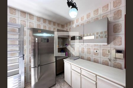 Casa à venda com 221m², 3 quartos e 3 vagasCozinha