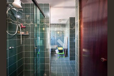 Casa à venda com 221m², 3 quartos e 3 vagasBanheiro Suíte