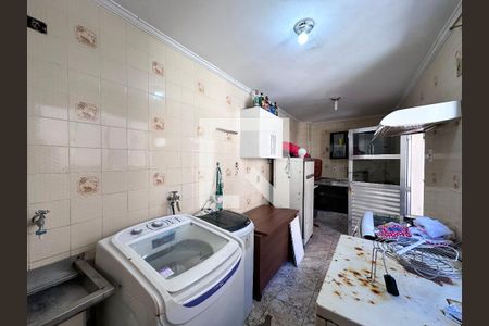 Casa à venda com 221m², 3 quartos e 3 vagasÁrea de Serviço