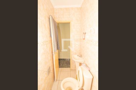 Casa à venda com 125m², 2 quartos e 2 vagasBanheiro 2