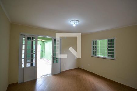 Sala de casa para alugar com 2 quartos, 84m² em Centro, Nilópolis