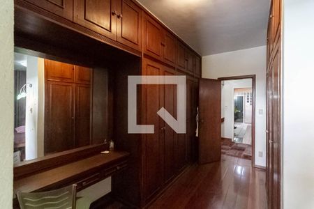 Casa para alugar com 350m², 6 quartos e 2 vagasCloset da suíte 2