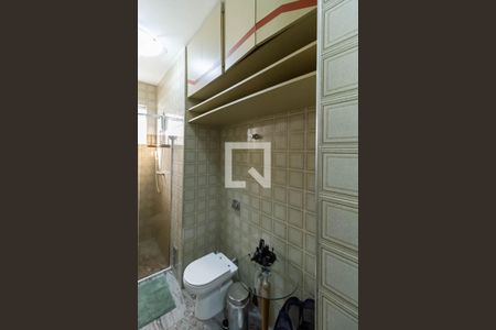 Casa para alugar com 350m², 6 quartos e 2 vagasBanheiro social 1