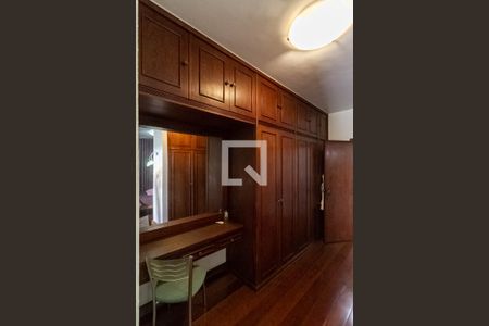 Casa para alugar com 350m², 6 quartos e 2 vagasCloset da suíte 2