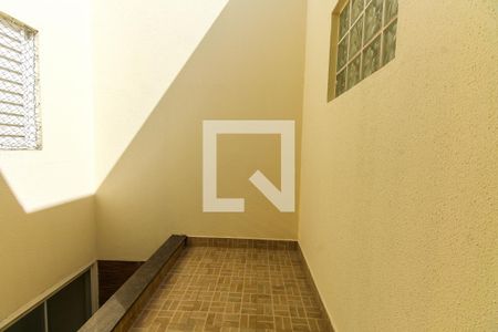 Área externa de casa para alugar com 3 quartos, 134m² em Vila Carrão, São Paulo