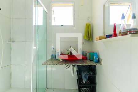 Banheiro Suíte 1 de casa à venda com 3 quartos, 150m² em Vila Carrão, São Paulo