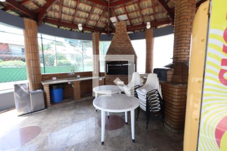 Apartamento à venda com 250m², 4 quartos e 3 vagasÁrea comum - Churrasqueira