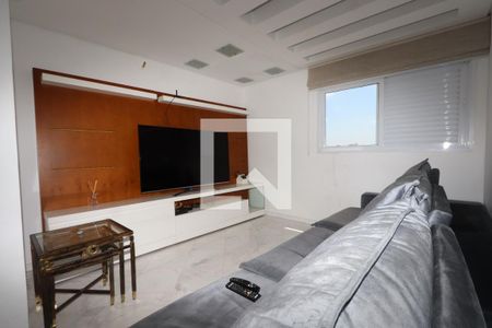 Sala de TV de apartamento para alugar com 4 quartos, 250m² em Jardim Avelino, São Paulo