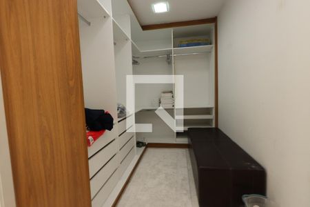 Apartamento à venda com 250m², 4 quartos e 3 vagasSuíte Master - closet