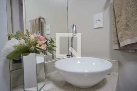 Casa à venda com 218m², 3 quartos e 2 vagasBanheiro Social 