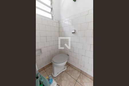 Apartamento à venda com 79m², 2 quartos e sem vagaBanheiro de serviço
