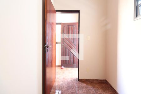 Escritório de casa para alugar com 3 quartos, 253m² em Vila Vitoria, Santo André