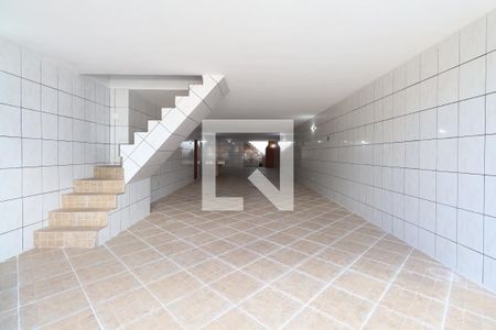 Casa à venda com 253m², 3 quartos e 8 vagasGaragem