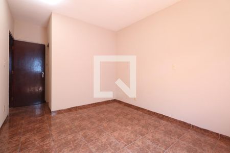 Casa à venda com 253m², 3 quartos e 8 vagasSuíte 1