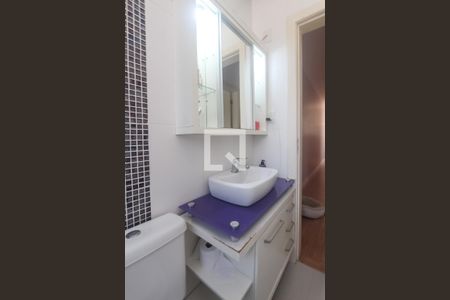 Apartamento à venda com 99m², 2 quartos e sem vagaBanheiro social 