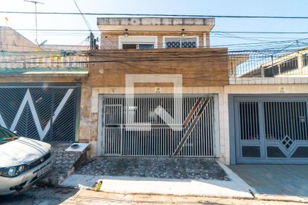 Casa à venda com 210m², 3 quartos e 2 vagasFachada