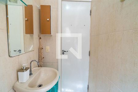 Casa à venda com 210m², 3 quartos e 2 vagasBanheiro Social