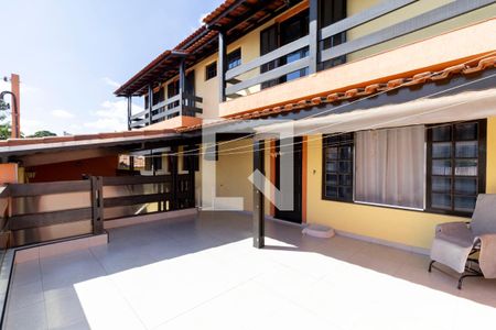 Casa à venda com 191m², 3 quartos e 4 vagasÁrea externa 