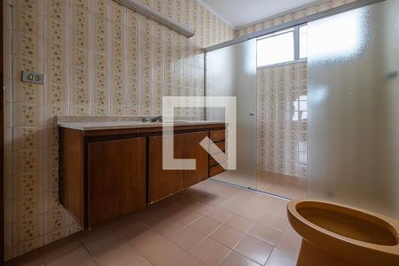 Suíte 1 - Banheiro de casa para alugar com 4 quartos, 280m² em Vila Ida, São Paulo