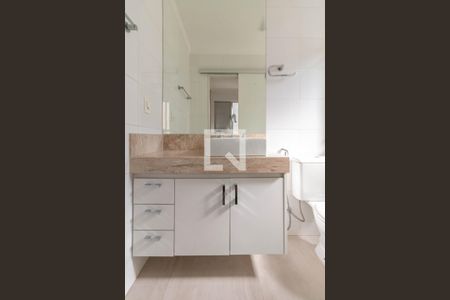 Banheiro do Quarto 1  de apartamento para alugar com 3 quartos, 170m² em Caiçaras, Belo Horizonte