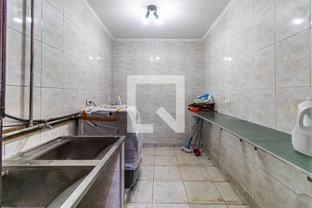 Casa para alugar com 450m², 4 quartos e 4 vagasLavanderia inferior