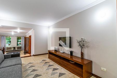 Sala de tv de casa à venda com 4 quartos, 450m² em Cidade São Francisco, São Paulo