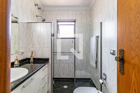 Casa para alugar com 450m², 4 quartos e 4 vagasSuite 01 - Banheiro