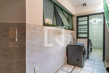 Casa para alugar com 450m², 4 quartos e 4 vagasLavanderia inferior