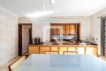 Casa para alugar com 450m², 4 quartos e 4 vagasCozinha