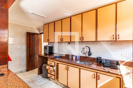 Casa para alugar com 450m², 4 quartos e 4 vagasCozinha