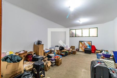 Casa para alugar com 450m², 4 quartos e 4 vagasSalão