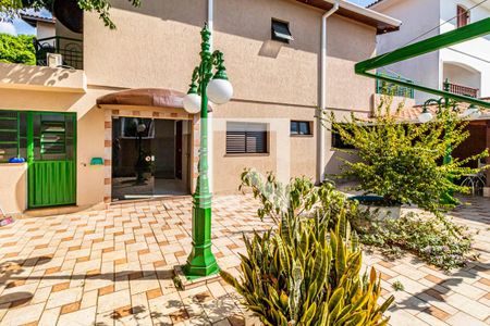 Casa para alugar com 450m², 4 quartos e 4 vagasPátio