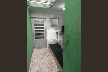 Casa à venda com 212m², 2 quartos e 2 vagas