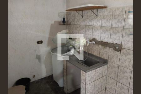 Casa à venda com 212m², 2 quartos e 2 vagas