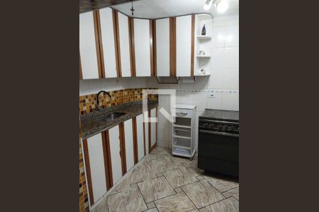 Casa à venda com 212m², 2 quartos e 2 vagas