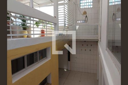 Casa à venda com 4 quartos, 352m² em Vila São José, São Paulo