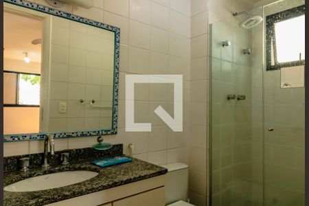 Banheiro de apartamento para alugar com 1 quarto, 56m² em Saúde, São Paulo