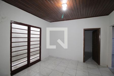 Sala de casa para alugar com 2 quartos, 110m² em Vila Marieta, São Paulo