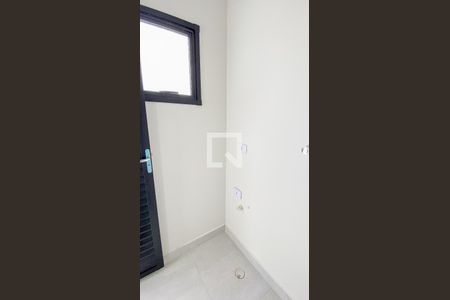 Casa de condomínio à venda com 100m², 2 quartos e 2 vagasCobertura - Area de Serviço - Banheiro