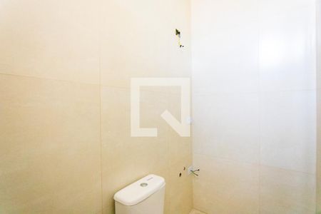 Casa à venda com 99m², 2 quartos e 2 vagasBanheiro