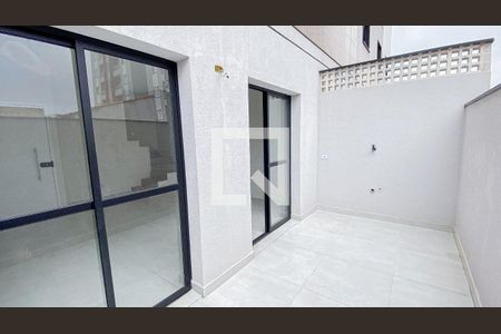 Casa de condomínio à venda com 100m², 2 quartos e 2 vagas Casa de condomínio à venda com 100m², 2 quartos e 2 vagasVaranda Sala - Sala de Jantar - Cozinha