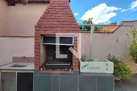 Casa à venda com 258m², 3 quartos e 1 vagaÁrea gourmet