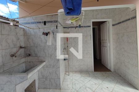 Casa à venda com 258m², 3 quartos e 1 vagaÁrea de Serviço