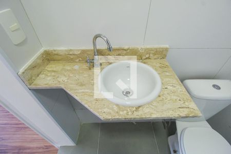 Apartamento à venda com 72m², 2 quartos e sem vaga Apartamento à venda com 72m², 2 quartos e sem vagaBanheiro da Suíte 2